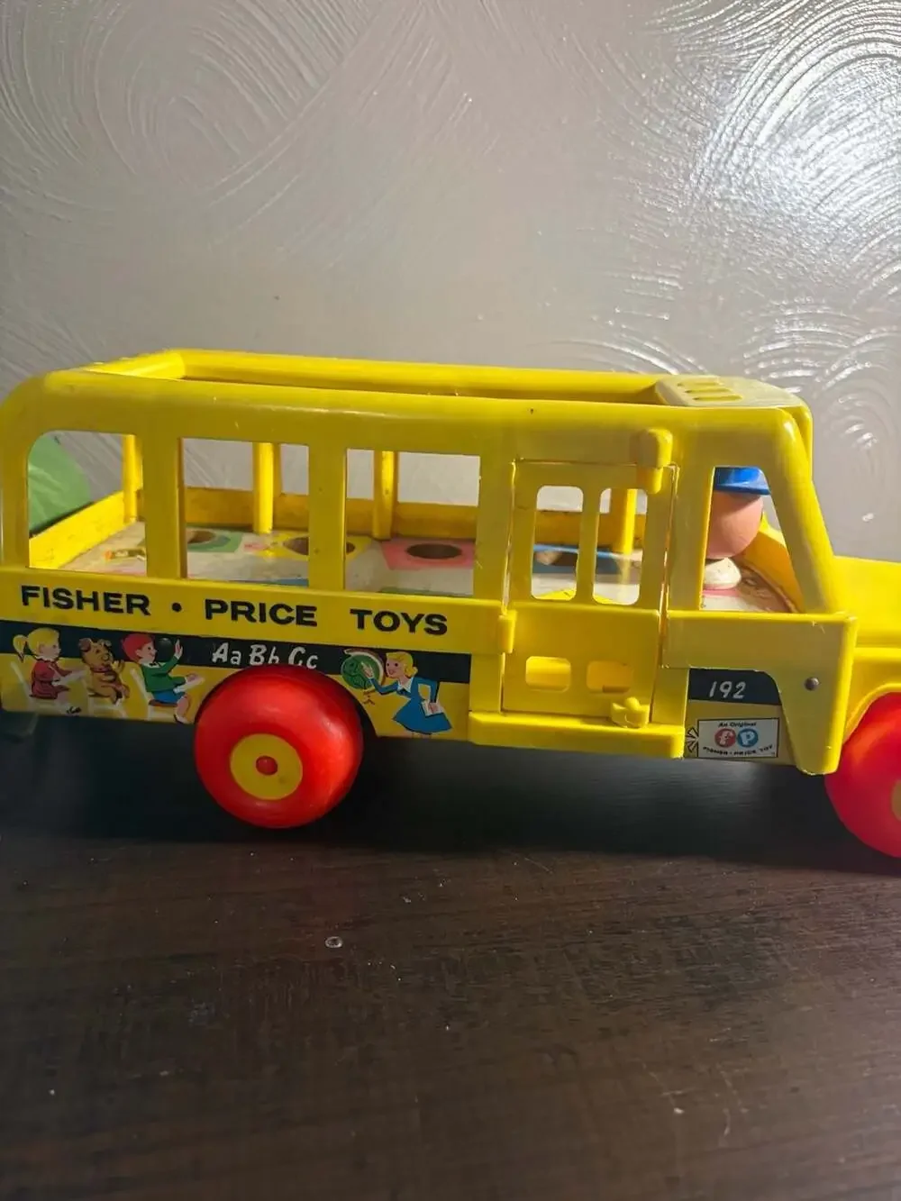 Vintage 1965 Fisher-Price Little People School Bus #192 Pull Toy